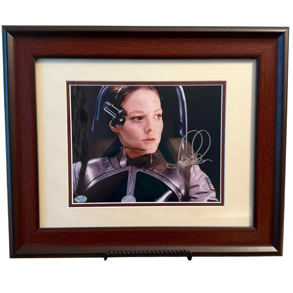 Jodie Foster Contact Actor Oscar Emmy Winner Autographed Framed Photo 14x17 COA - Picture 1 of 5